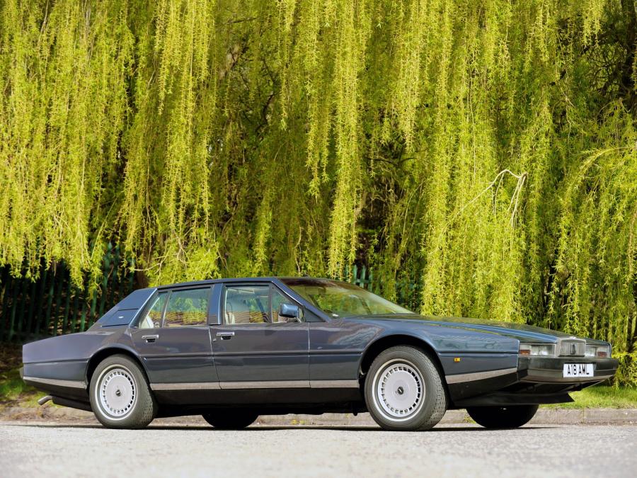  Aston Martin Lagonda 1978 года  (UK) (фото 15 из 19)